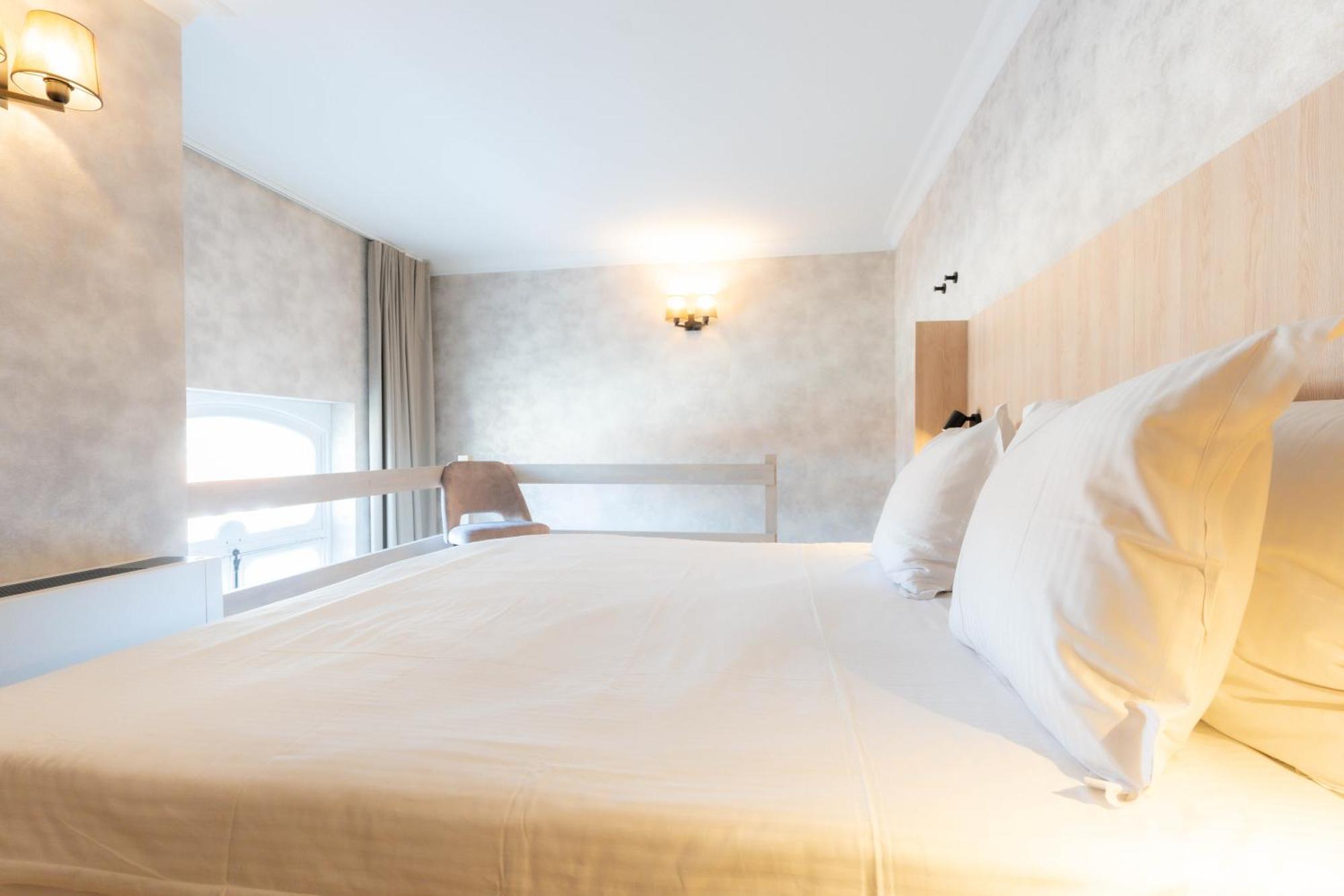Golden Tree Hotel Брюж Стая снимка